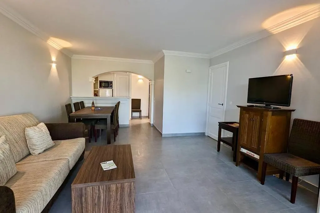 Apartment Les Restanques 3 Chambres 3020 Grimaud France